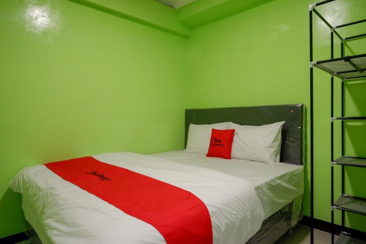 Reddoorz @ Jalan Gatot Subroto Semarang Ξενοδοχείο Εξωτερικό φωτογραφία