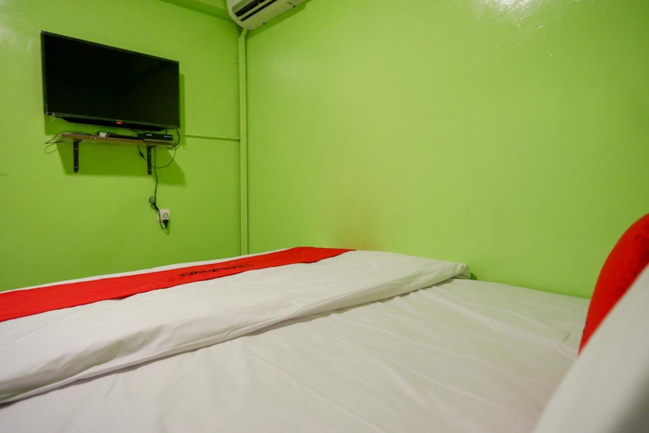Reddoorz @ Jalan Gatot Subroto Semarang Ξενοδοχείο Εξωτερικό φωτογραφία