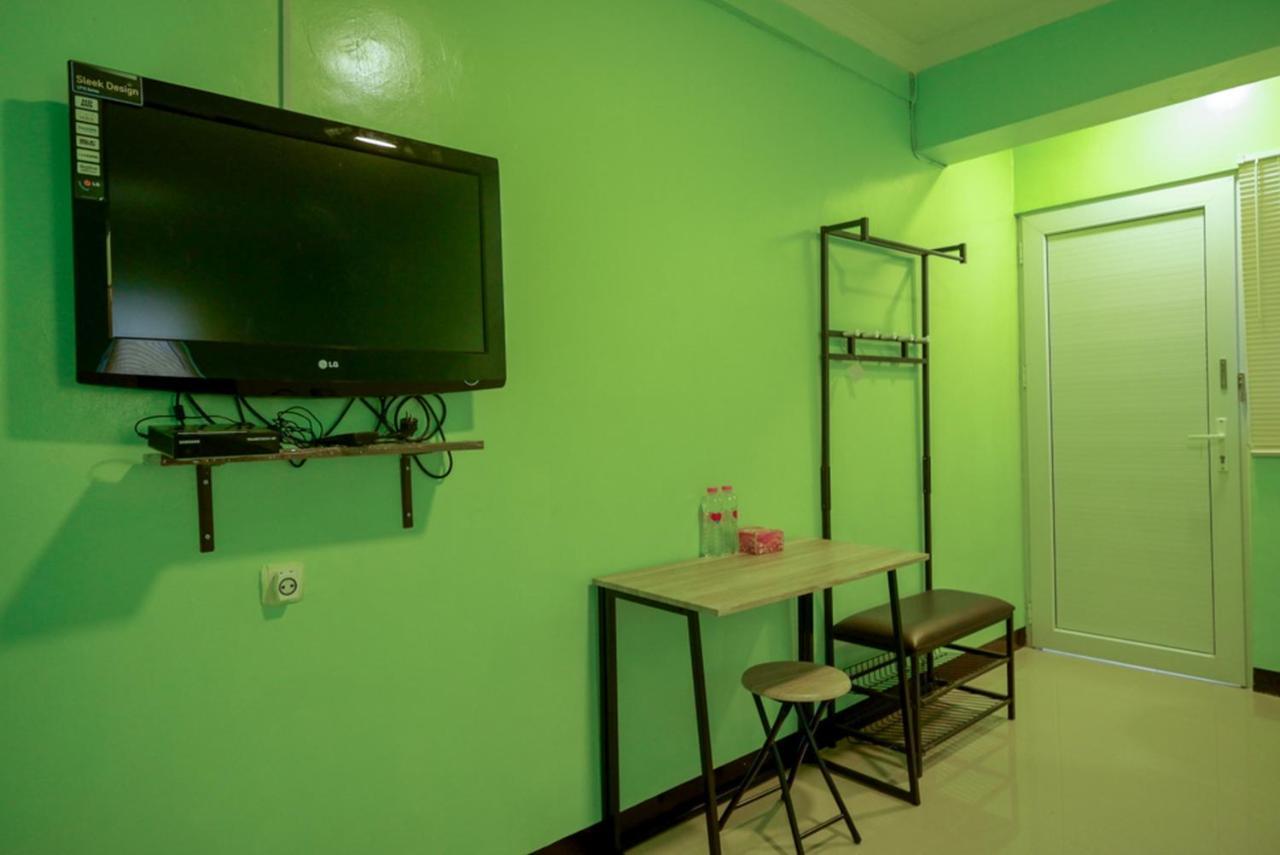 Reddoorz @ Jalan Gatot Subroto Semarang Ξενοδοχείο Εξωτερικό φωτογραφία