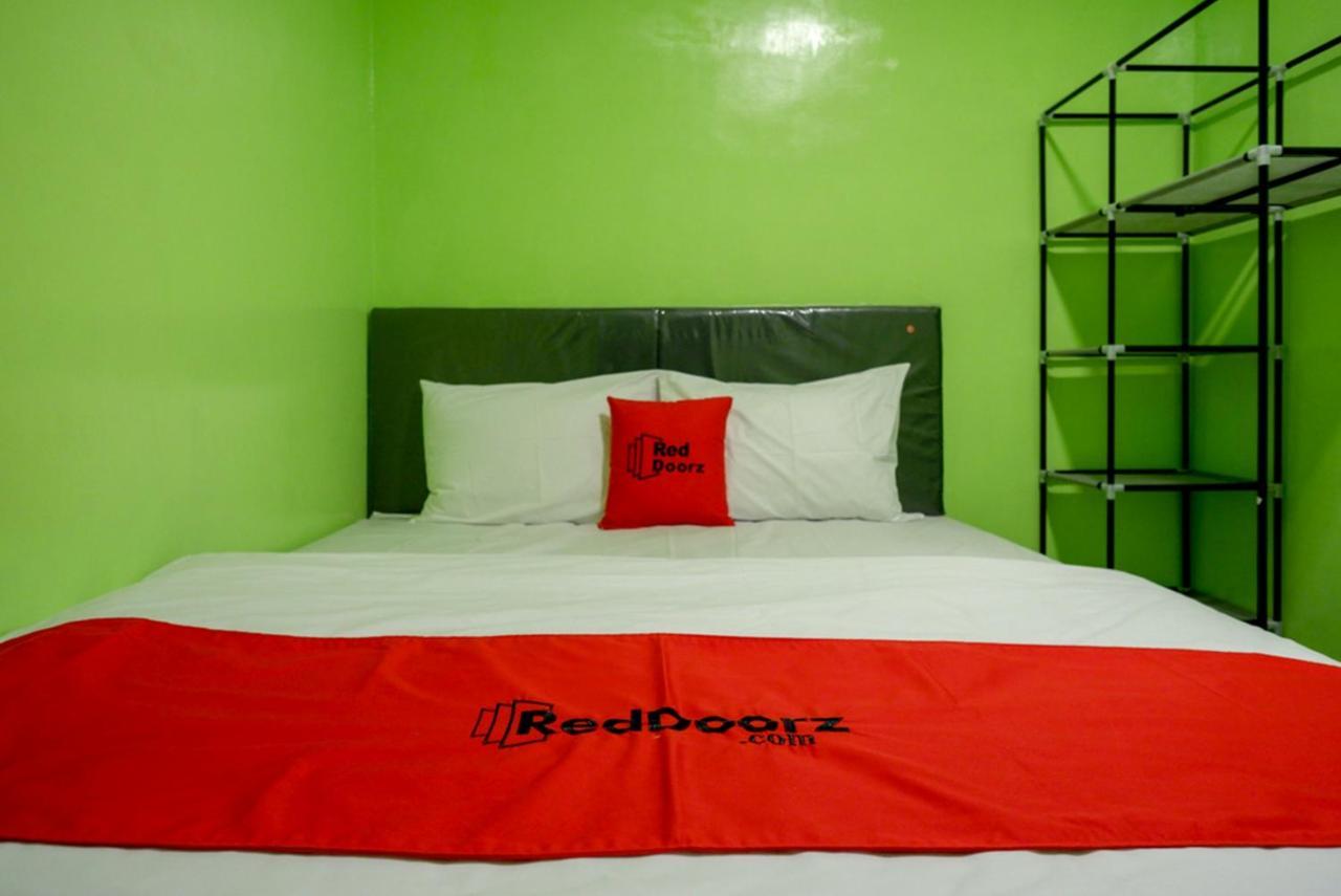 Reddoorz @ Jalan Gatot Subroto Semarang Ξενοδοχείο Εξωτερικό φωτογραφία